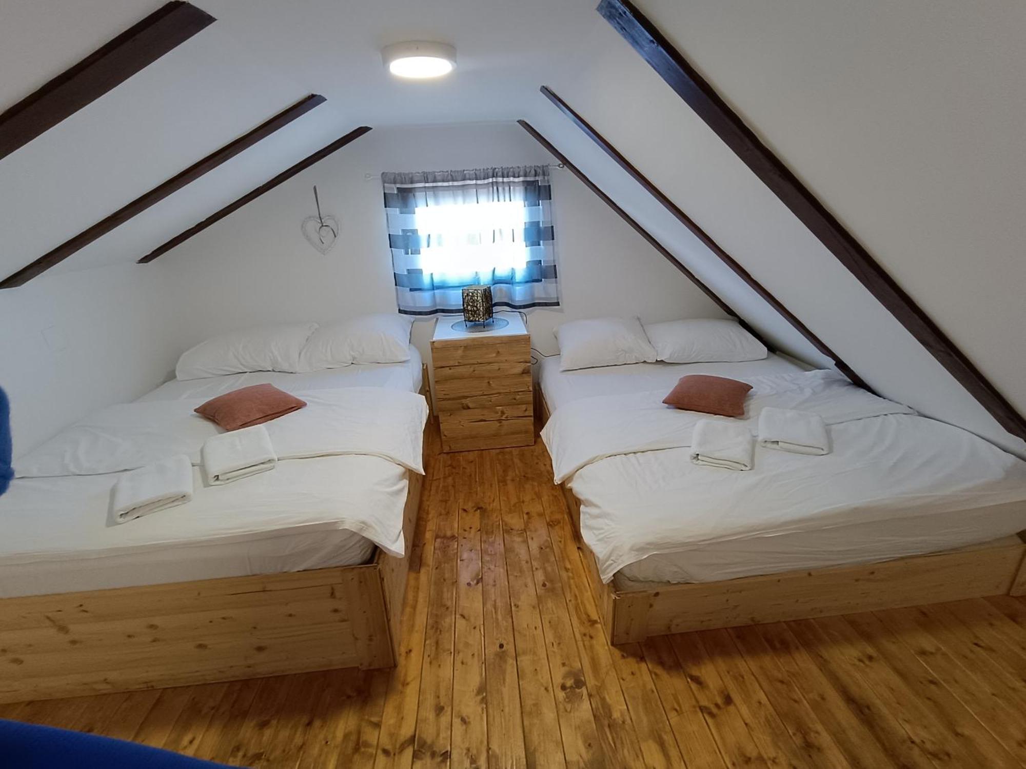 Hotel Guesthouse Stari Jasen Velika Mlaka Exteriör bild